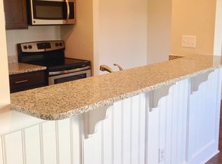 119 Church St NW APT D, Vienna, VA 22180