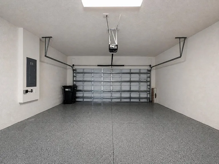 2295 Marquesa Cir — Photo 21
