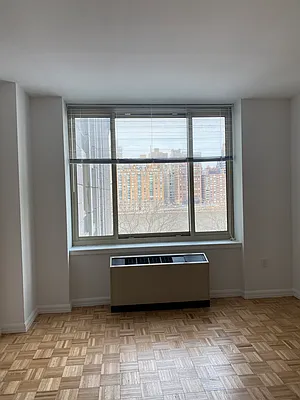 Rented by Bozzuto Management | media 33