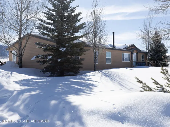 226 Cmr Ln, Etna, WY 83118
