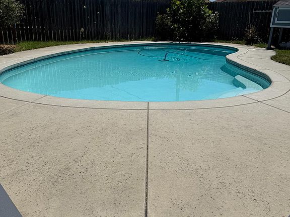 5th image of 6421 Grattan Way