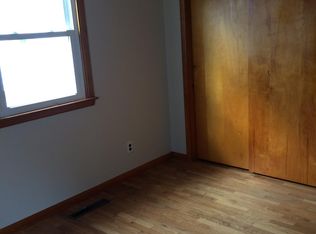 704 N Carico St, Tuscola, IL 61953