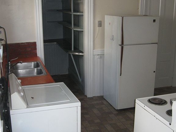 3rd image of 45 Hollywood St #2