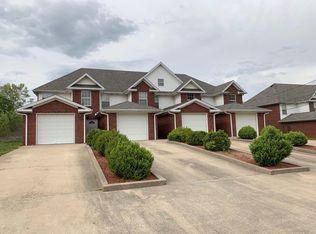 116-122 Ash Ct, Radcliff, KY 40160