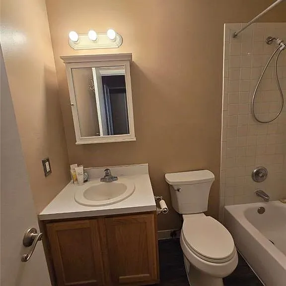 138 Orlando St #138 — Photo 10