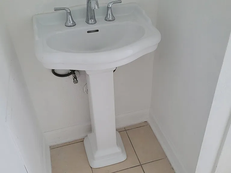 7115 Flounder Dr — Photo 12