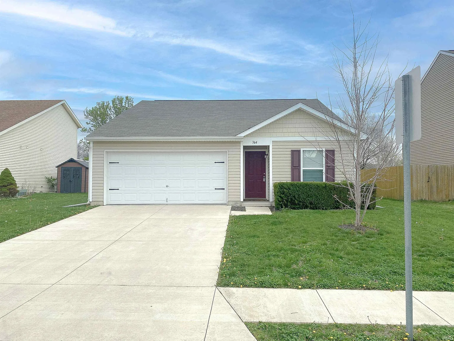364 Ariel Dr photo 1
