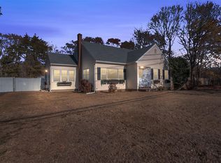 23 E Woodside Ave, Patchogue, NY 11772