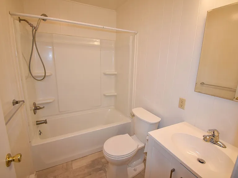 344 W Water St — Photo 18