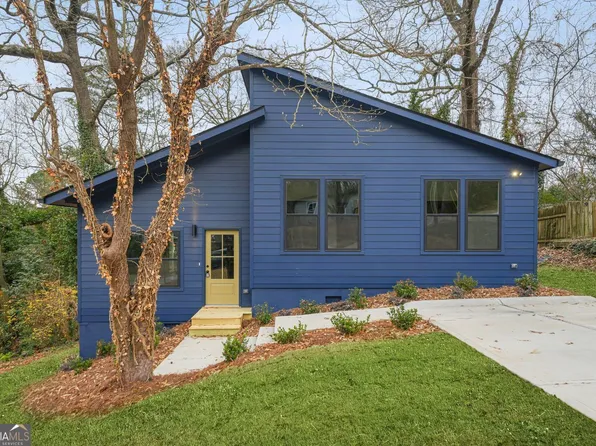 1674 Mary George Ave NW, Atlanta, GA 30318