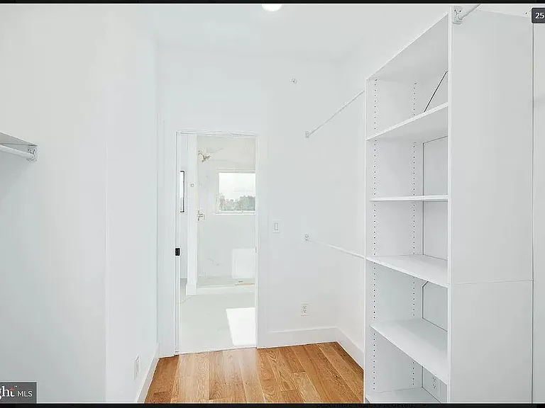 3856 Pennsgrove St — Photo 15