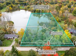 28181 Rollcrest Rd, Farmington, MI 48334