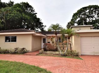 900 W Camino Real, Boca Raton, FL 33486