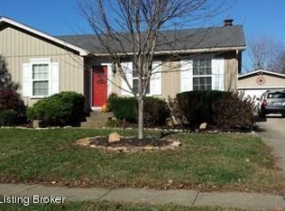 8905 Raintree Dr, Louisville, KY 40220