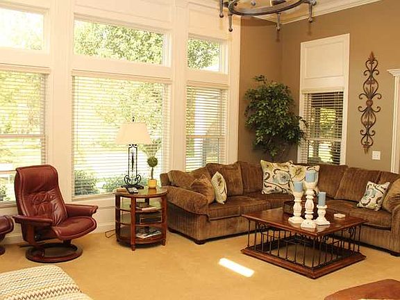 3rd image of 6505 Eagle Point Ct