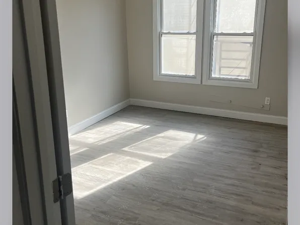 71 W 53rd St #3, Bayonne, NJ 07002