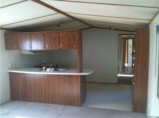 3rd image of 5750 Wall St