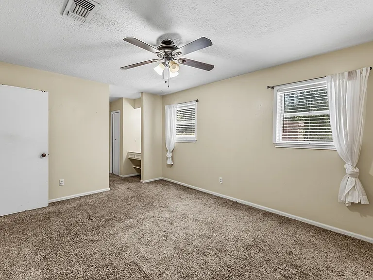 401 Woodmont Dr — Photo 21