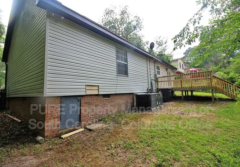 403 Charwood Ln — Photo 9