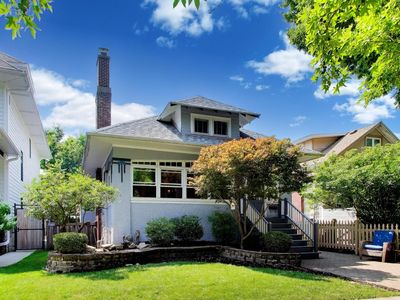 617 Clarence Ave, Oak Park, IL, 60304