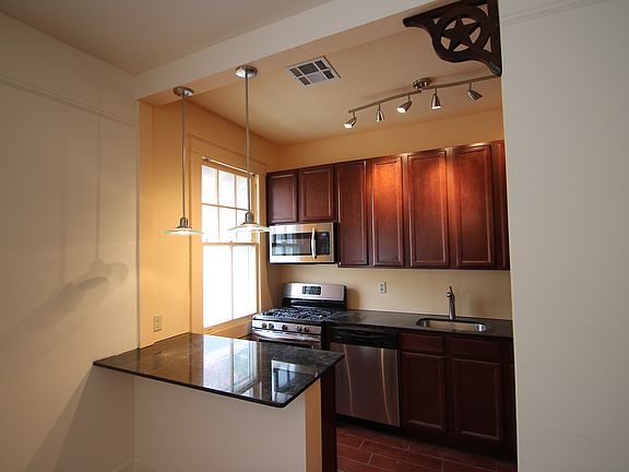 4th image of 3628 Dumaine St #F