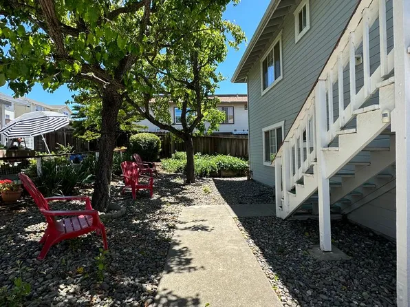 619 Military E, Benicia, CA 94510