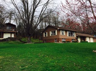 100 Sunnyside Ct NE, Pine Island, MN 55963