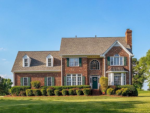 5th image of 4616 Gomar Ln