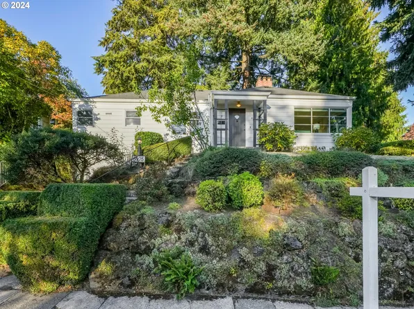 8025 SW 6th Ave, Portland, OR 97219