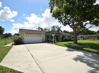 6739 Farris Dr, Lakeland, FL 33811