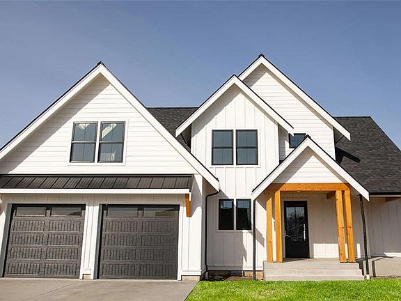 4th image of 6 Irwin Ct NW #6