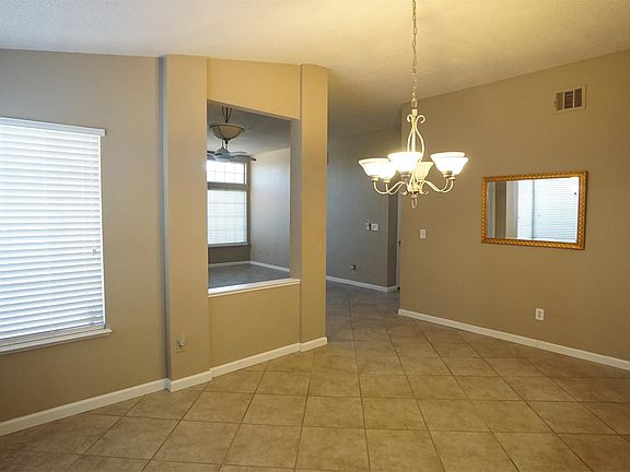 3rd image of 9828 Russett Wood Cir