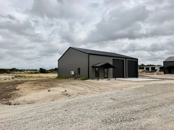 1016 Industrial Ct Building 300, Weatherford, TX 76085
