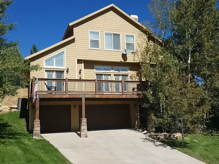 7992 Springshire Dr — Photo 1