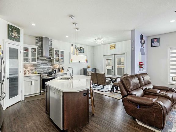 5th image of 2617 Narcisse Dr