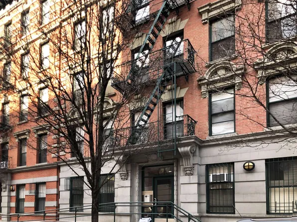 2792 Frederick Douglass Boulevard