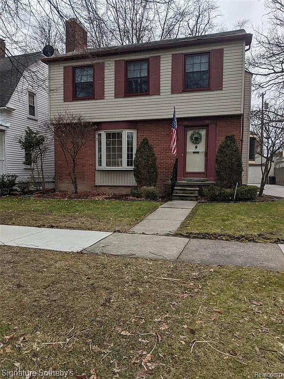 309 Rivard Blvd photo 1