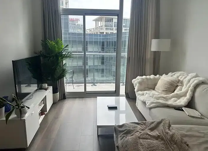 1 bed, 1.0 bath, 570 sqft, $2,600 — Photo 4