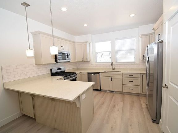4th image of 4312 Silver Peak Ln #248