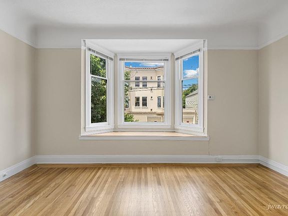 5th image of 245 Vicksburg St APT 1
