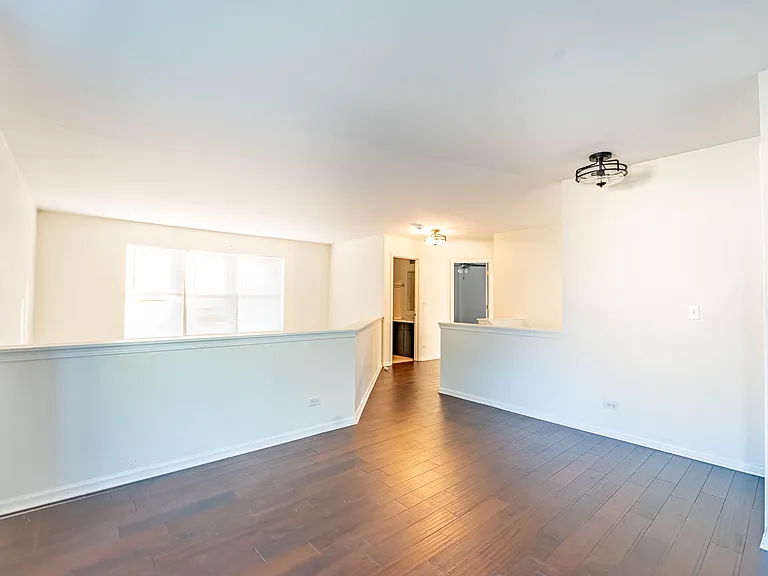 965 Summerhill Dr — Photo 14