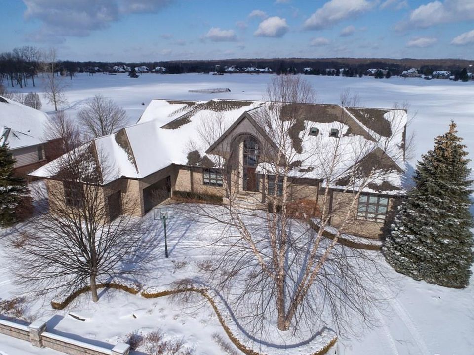 1st image of 1234 Gleneagles