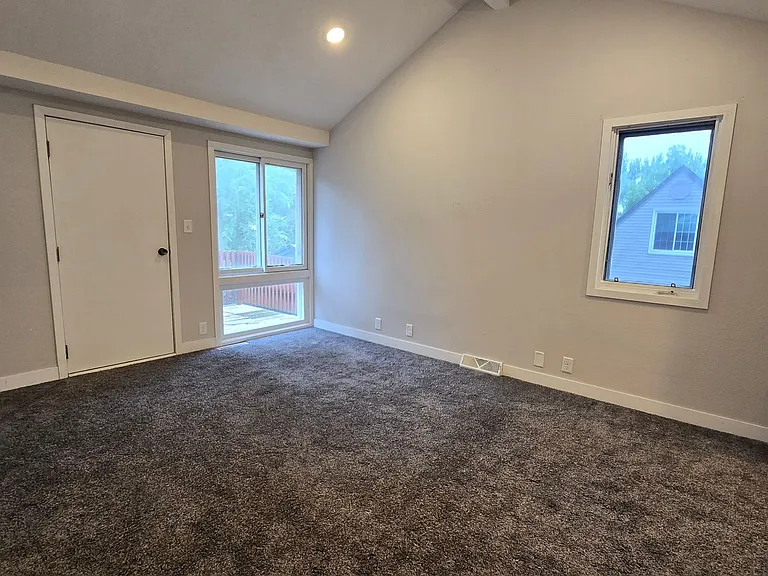 2122 California St — Photo 13