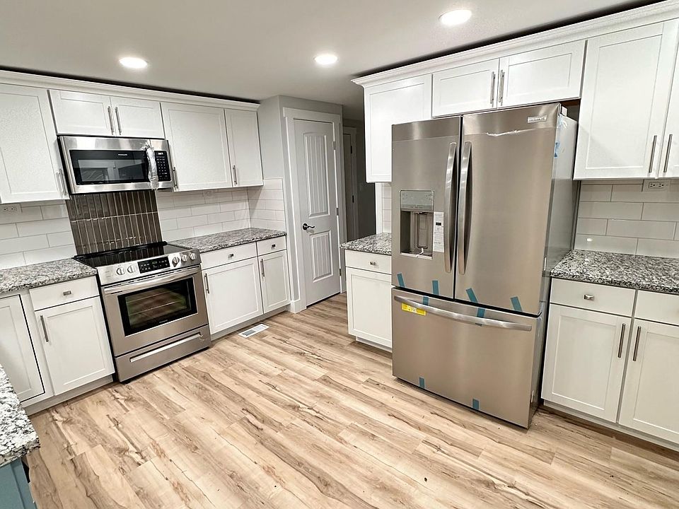 10601 Horseshoe Bend Rd Garden City, ID, 83714 Apartments for Rent