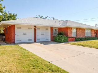 8909 Sampson Ct, El Paso, TX 79925