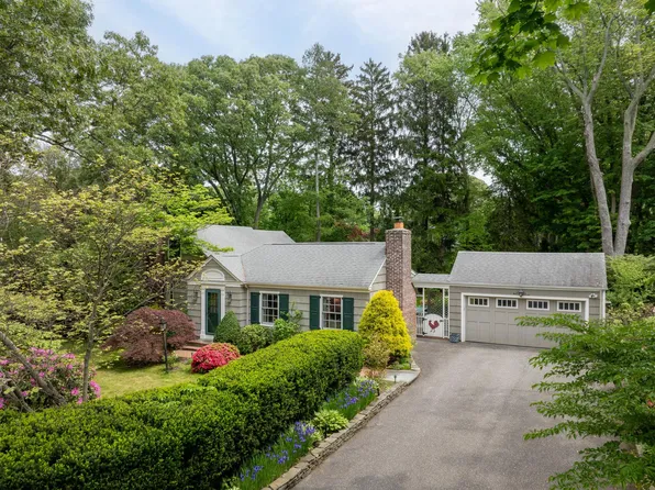 23 Severin Place, Huntington, NY 11743
