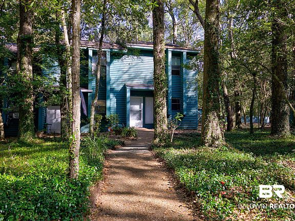 2nd image of 13 Summer Oaks Dr