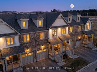 124 Parkinson Cres #10, Orangeville, ON L9W6X3