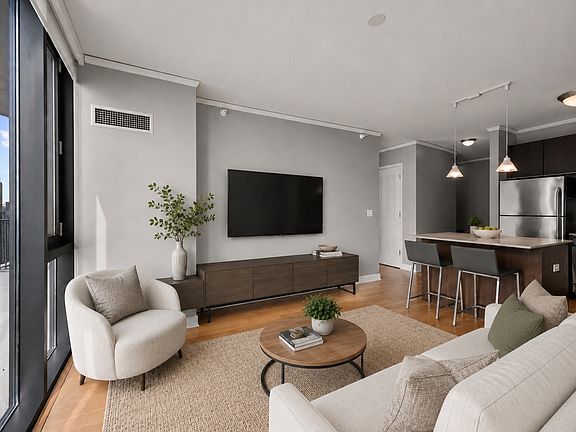 3rd image of 225 N Columbus Dr Unit 5611