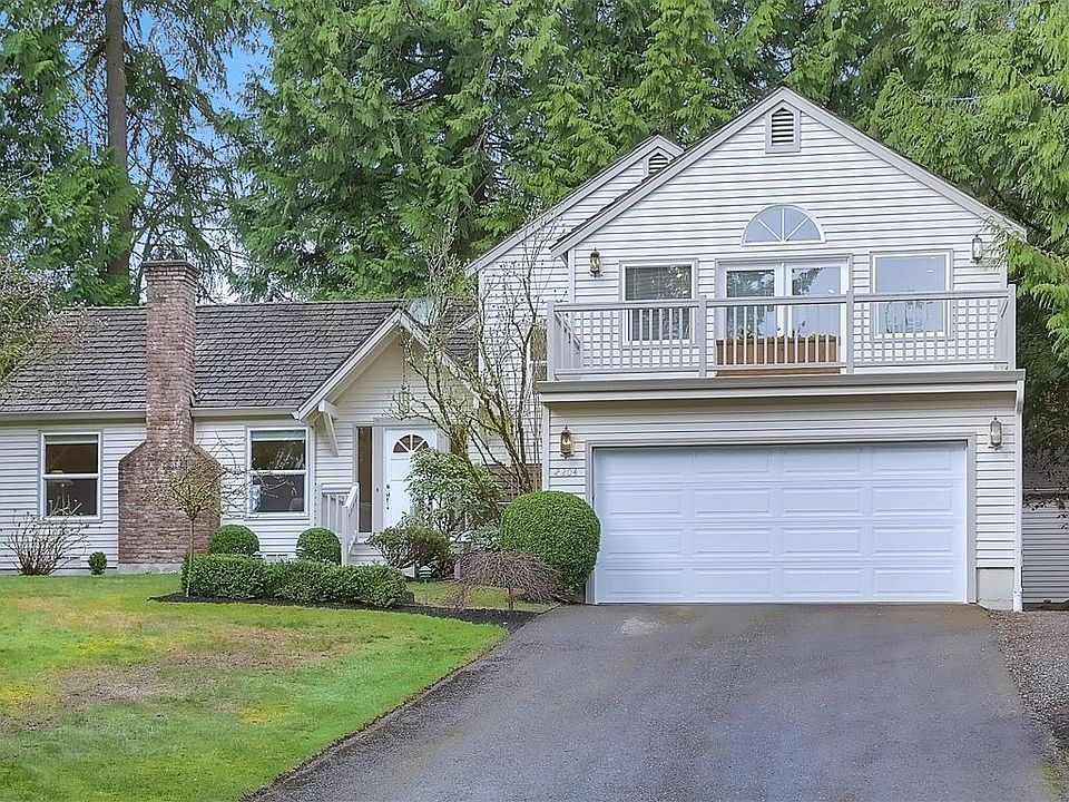 1st image of 2204 226th Pl NE